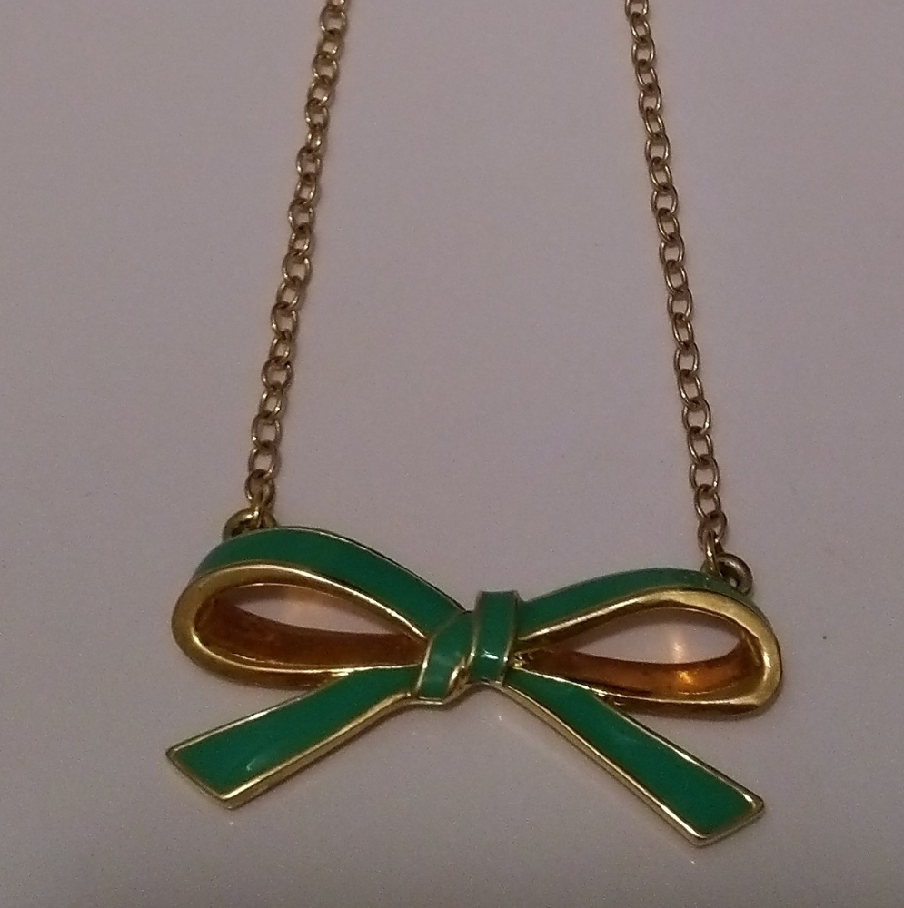 ♠️KATE SPADE ♠️Elegant Gold & Green Bow Necklace - Picture 2 of 2